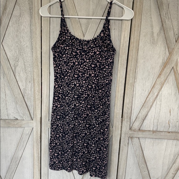 Old Navy Blue and Pink Floral Dress - Picture 4 of 7